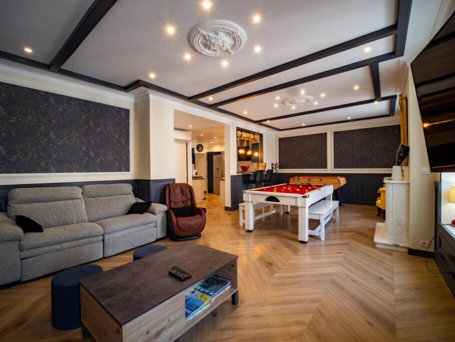 Duplex Jeanne D'arc Billard Baby Insolites