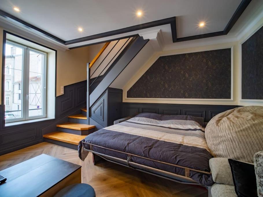 Duplex Jeanne D'arc Billard Baby Insolites Appartement Nancy